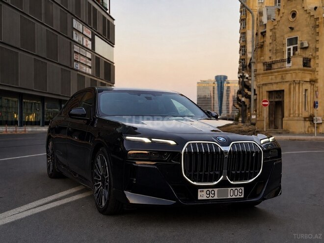 BMW i7 2024, 17,000 km - 0.0 l - Bakı