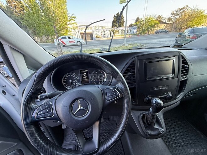 Mercedes Vito 2018, 193,000 km - 2.1 l - Bakı