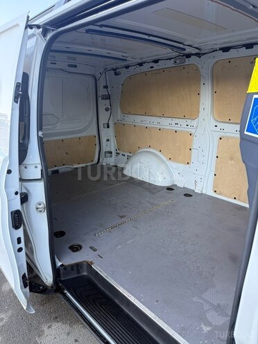 Mercedes Vito 2018, 193,000 km - 2.1 l - Bakı