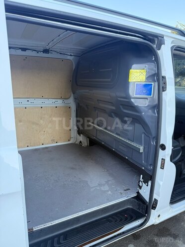 Mercedes Vito 2018, 193,000 km - 2.1 l - Bakı