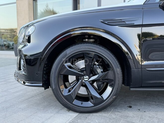 Bentley Bentayga 2023, 43,000 km - 4.0 l - Bakı