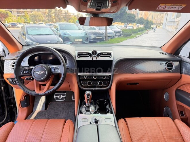 Bentley Bentayga 2023, 43,000 km - 4.0 l - Bakı