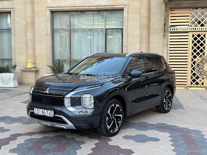Mitsubishi Outlander 2024, 34,000 km - 2.5 l - Bakı
