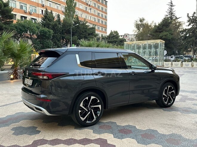 Mitsubishi Outlander 2024, 34,000 km - 2.5 l - Bakı