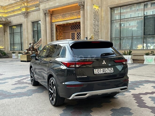 Mitsubishi Outlander 2024, 34,000 km - 2.5 l - Bakı