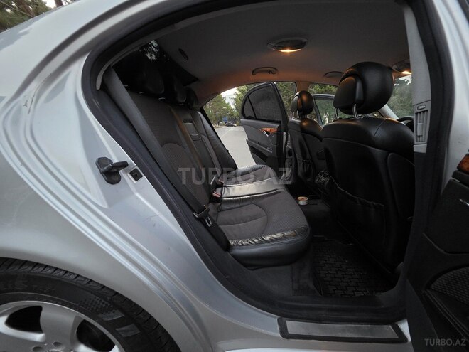 Mercedes E 220 2004, 377,444 km - 2.2 l - Sumqayıt