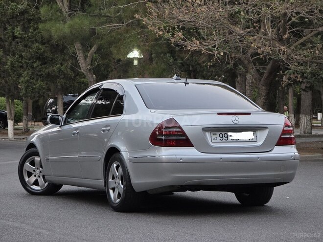 Mercedes E 220 2004, 377,444 km - 2.2 l - Sumqayıt