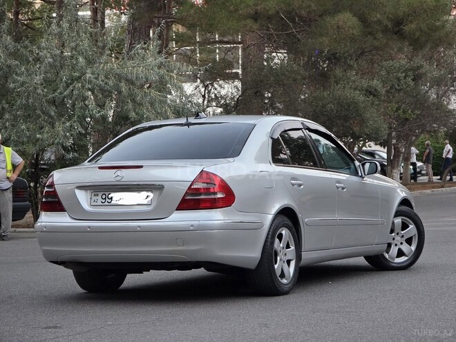 Mercedes E 220 2004, 377,444 km - 2.2 l - Sumqayıt