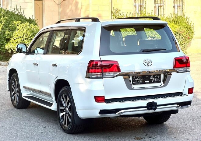 Toyota Land Cruiser 2017, 160,700 km - 4.0 l - Bakı