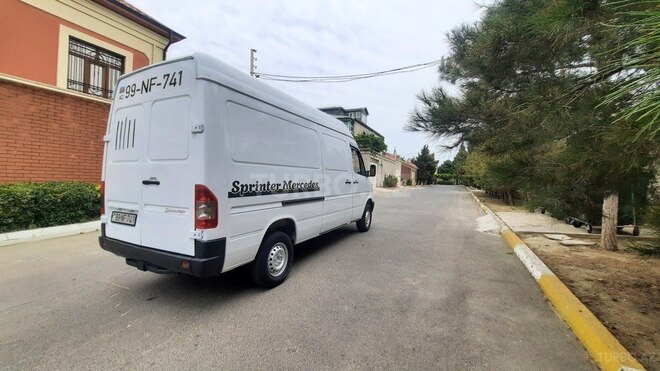 Mercedes Sprinter 313 2003, 195,000 km - 2.2 l - Bakı