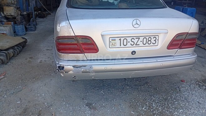 Mercedes E 230 1996, 118,561 km - 2.3 л - Bakı