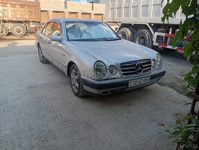 Mercedes E 230 1996, 118,561 km - 2.3 л - Bakı