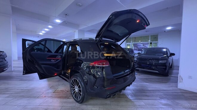 Mercedes  2022, 38,000 km - 2.0 l - Bakı