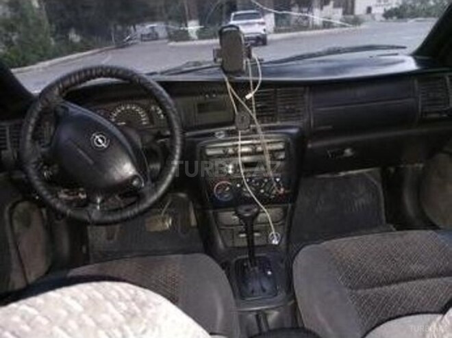 Opel Vectra 1996, 361,908 km - 1.8 l - Sumqayıt