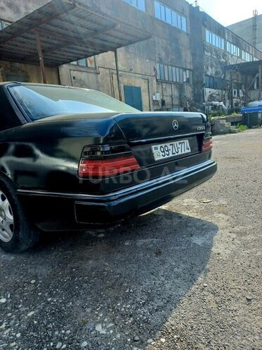 Mercedes 230 E 1989, 380,000 km - 2.3 l - Bakı