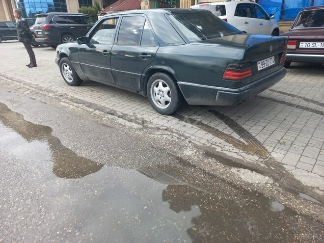 Mercedes 230 E 1989, 380,000 km - 2.3 l - Bakı