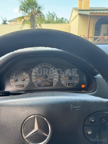 Mercedes E 270 2000, 375,190 km - 2.7 l - Bakı