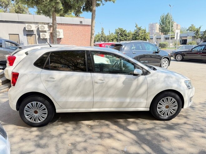Volkswagen Polo 2010, 265,850 km - 1.4 л - Sumqayıt