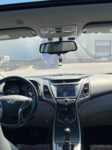 Hyundai Elantra 2015, 187,000 km - 1.8 l - Bakı