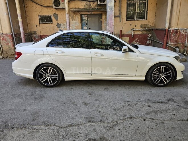 Mercedes C 250 2012, 228,366 km - 1.8 l - Bakı
