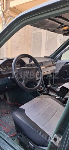 Mercedes 230 E 1989, 380,000 km - 2.3 l - Bakı
