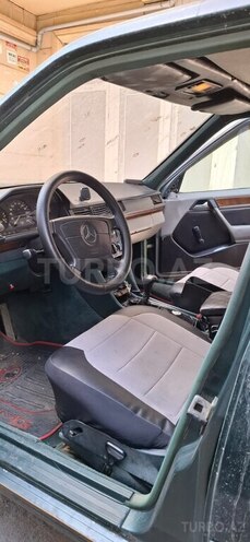 Mercedes 230 E 1989, 380,000 km - 2.3 l - Bakı
