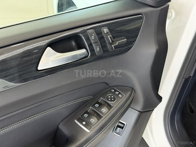 Mercedes ML 300 4MATIC 2014, 225,000 km - 3.5 l - Bakı