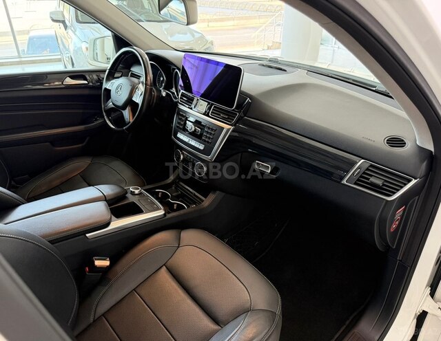 Mercedes ML 300 4MATIC 2014, 225,000 km - 3.5 l - Bakı