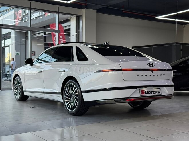 Hyundai Grandeur 2025, 16,000 km - 1.6 л - Bakı