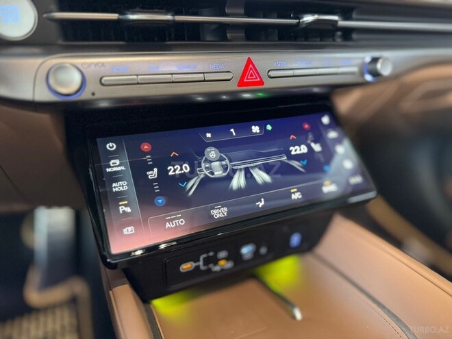 Hyundai Grandeur 2025, 16,000 km - 1.6 л - Bakı