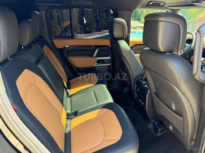 Land Rover Defender 2023, 46,800 km - 2.0 л - Bakı