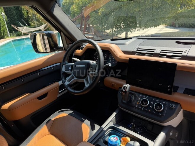 Land Rover Defender 2023, 46,800 km - 2.0 л - Bakı