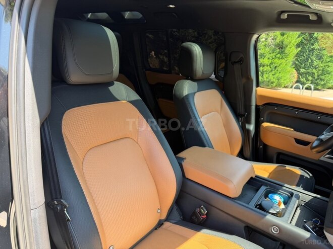 Land Rover Defender 2023, 46,800 km - 2.0 л - Bakı