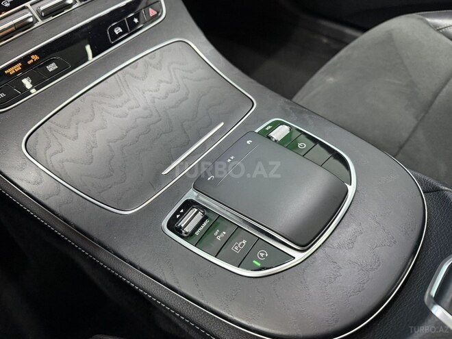 Mercedes E 220 d 2022, 84,200 km - 2.0 l - Bakı