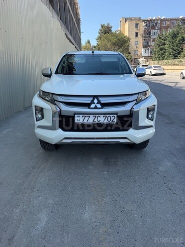 Mitsubishi L200 2023, 33,141 km - 2.4 l - Bakı