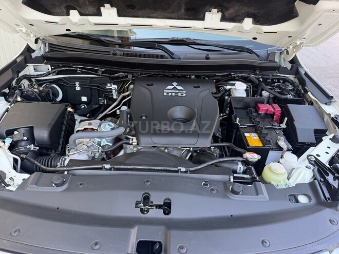 Mitsubishi L200 2023, 33,141 km - 2.4 l - Bakı