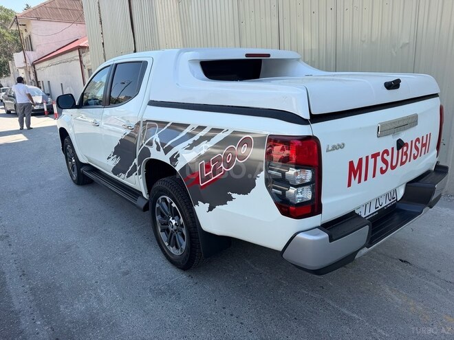 Mitsubishi L200 2023, 33,141 km - 2.4 l - Bakı