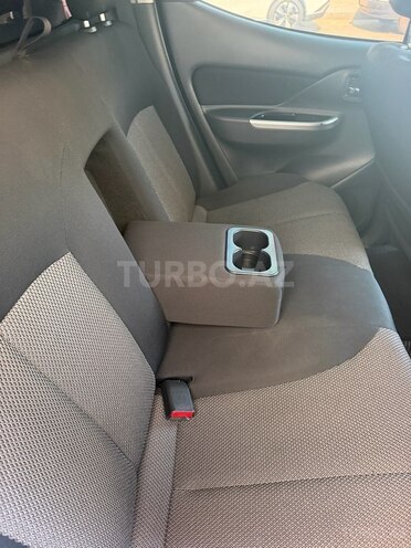Mitsubishi L200 2023, 33,141 km - 2.4 l - Bakı