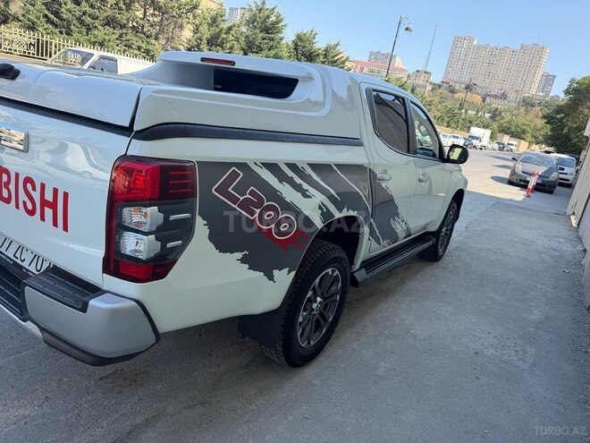 Mitsubishi L200 2023, 33,141 km - 2.4 l - Bakı