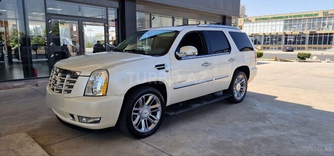 Cadillac Escalade 2011, 118,000 km - 6.2 l - Bakı