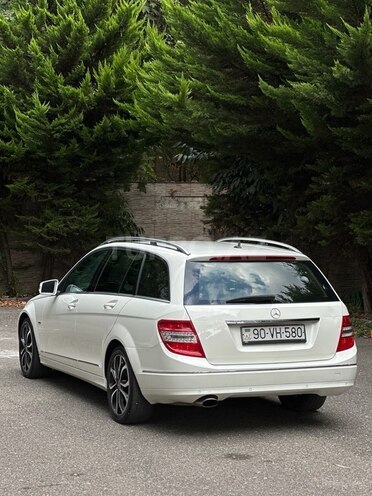 Mercedes C 220 2010, 590,000 km - 2.2 l - İsmayıllı