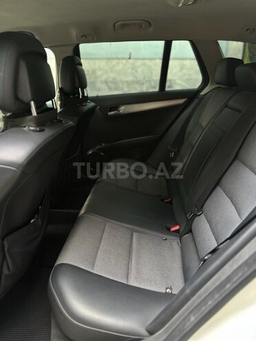 Mercedes C 220 2010, 590,000 km - 2.2 l - İsmayıllı