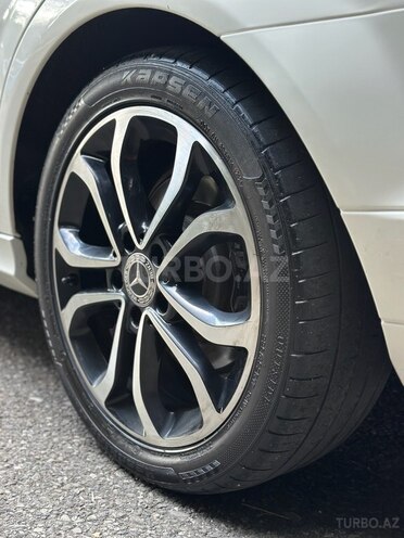 Mercedes C 220 2010, 590,000 km - 2.2 l - İsmayıllı