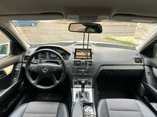 Mercedes C 220 2010, 590,000 km - 2.2 l - İsmayıllı