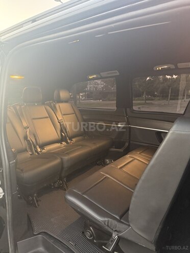 Mercedes  2015, 248,000 km - 2.1 л - Bakı