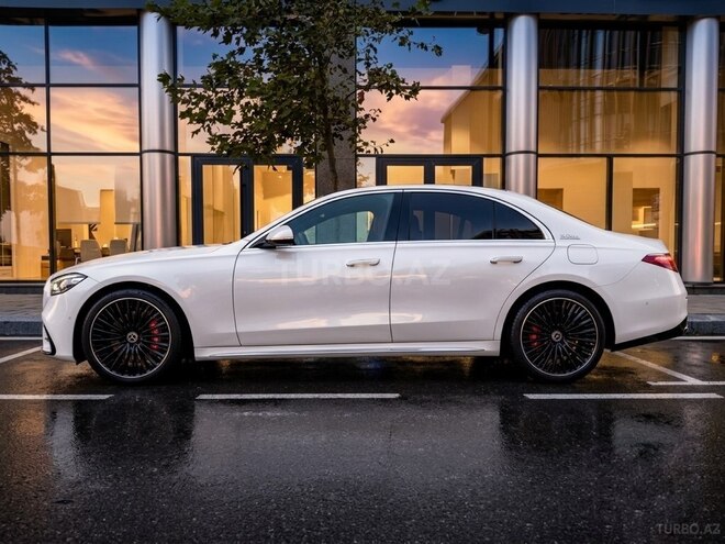 Mercedes E 200 2025, 11,200 km - 2.0 l - Bakı