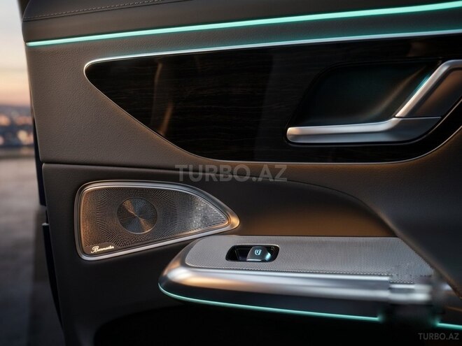 Mercedes E 200 2025, 11,200 km - 2.0 l - Bakı