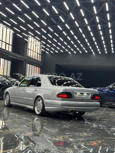 Mercedes E 320 2001, 210,000 km - 3.2 л - Bakı