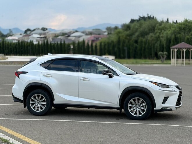 Lexus NX 300 2018, 124,000 km - 2.0 l - Gəncə