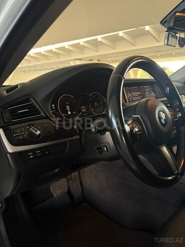 BMW  2016, 279,000 km - 2.0 л - Bakı